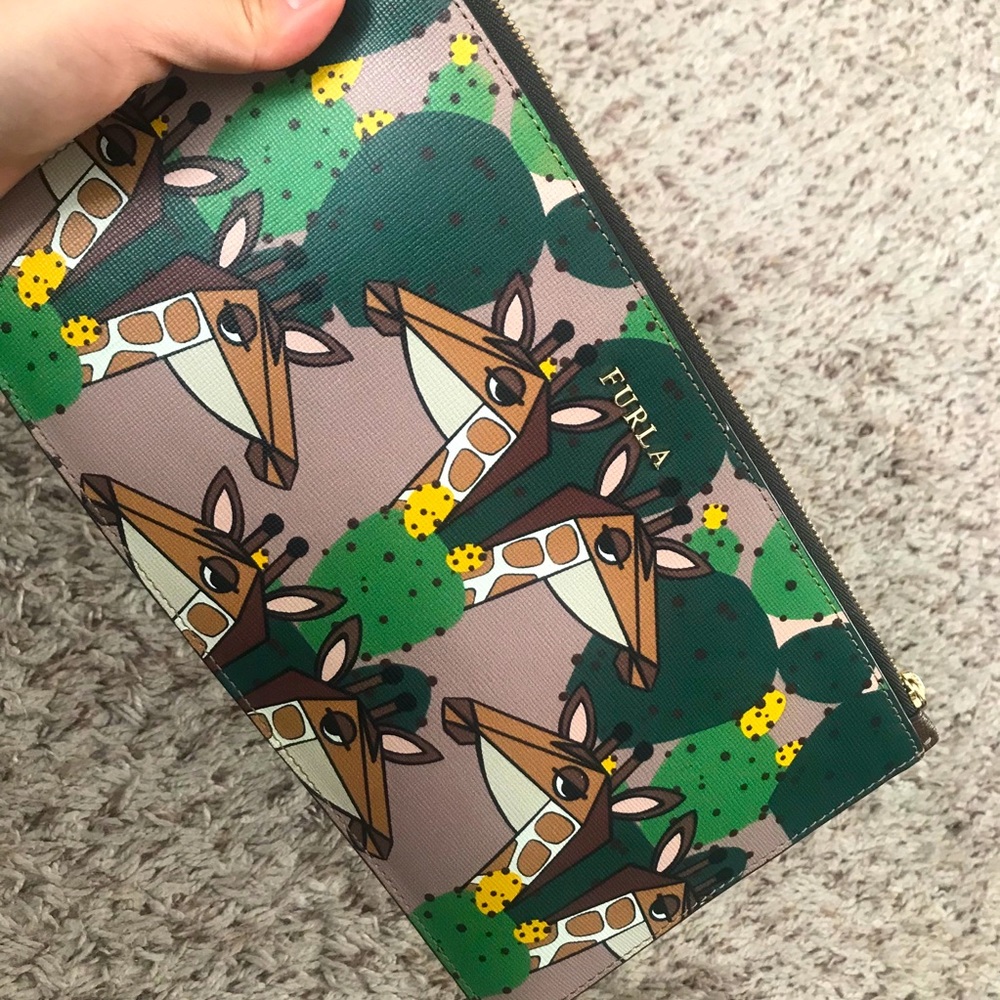 Furla Envelope Clutch - Giraffe Brown